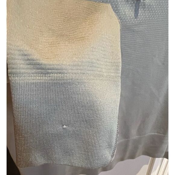 Lululemon Swiftly Tech Relaxed Half Zip Pullover Gull Gray Sage Size Medium - Picture 10 of 10